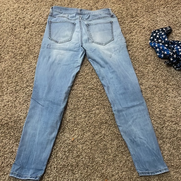 Jeans - Picture 2 of 2